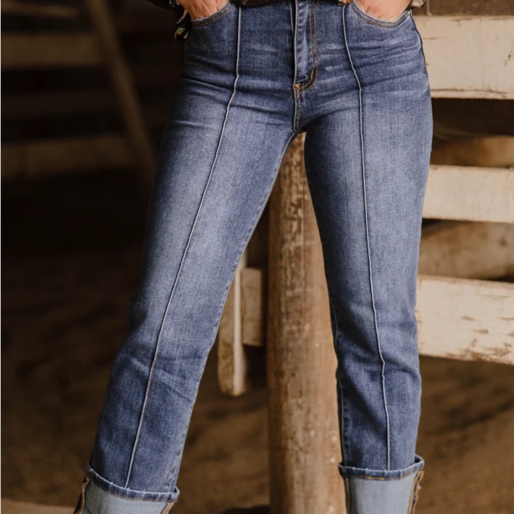 Classic Blue Women's Kreek Cuffed Jeans